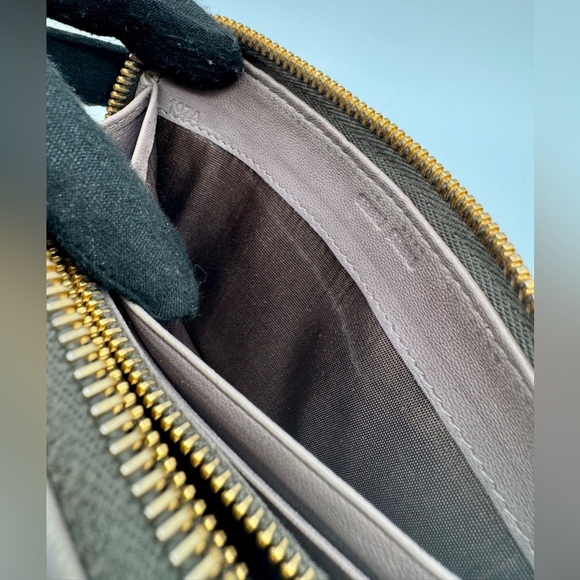 Miu Miu Taupe Quilted Leather Wallet | Professional Refurbished - Picture 11 of 12